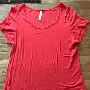 Lularoe “Classic Tee” Size XL